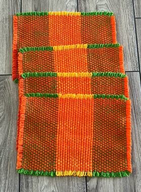 MCM Boho Chic Vintage 4 Hand Crochet Orange & Green Placemats Halloween Fall